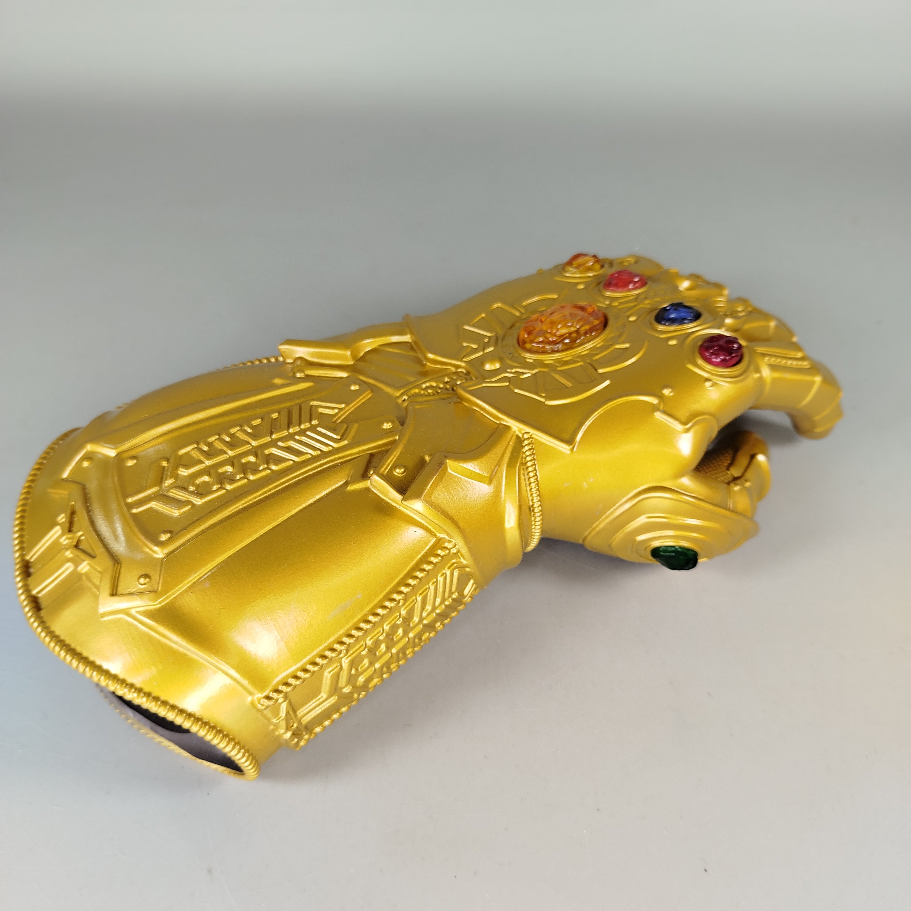 Marvel Infinity Gauntlet Replik – Actionfigur, 25 cm, gut